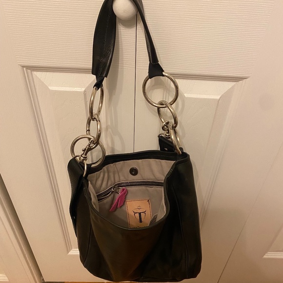 Lynn Tallerico 'Evan Small Cross Body Shoulder Bag'  Black bullhide leather - Picture 2 of 4